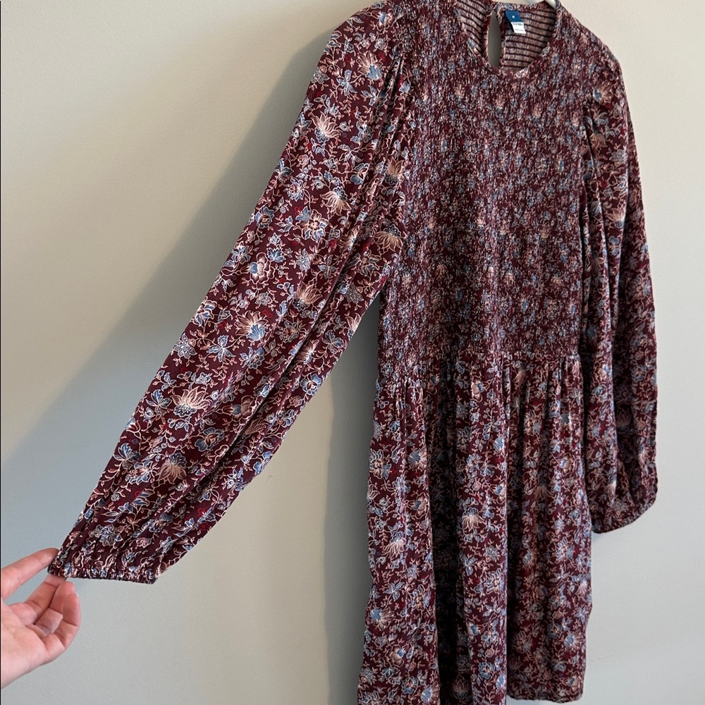 Old Navy Long Sleeved Dress Size M